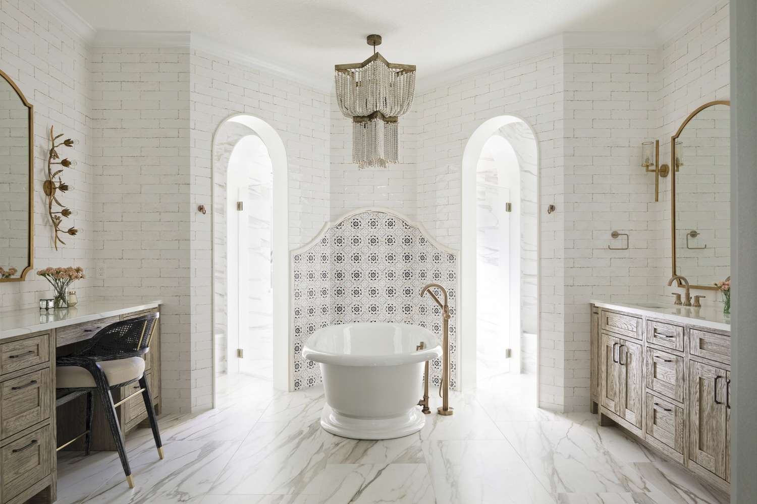 Elegant Bathrooms: Modern Designs for a Luxurious Home