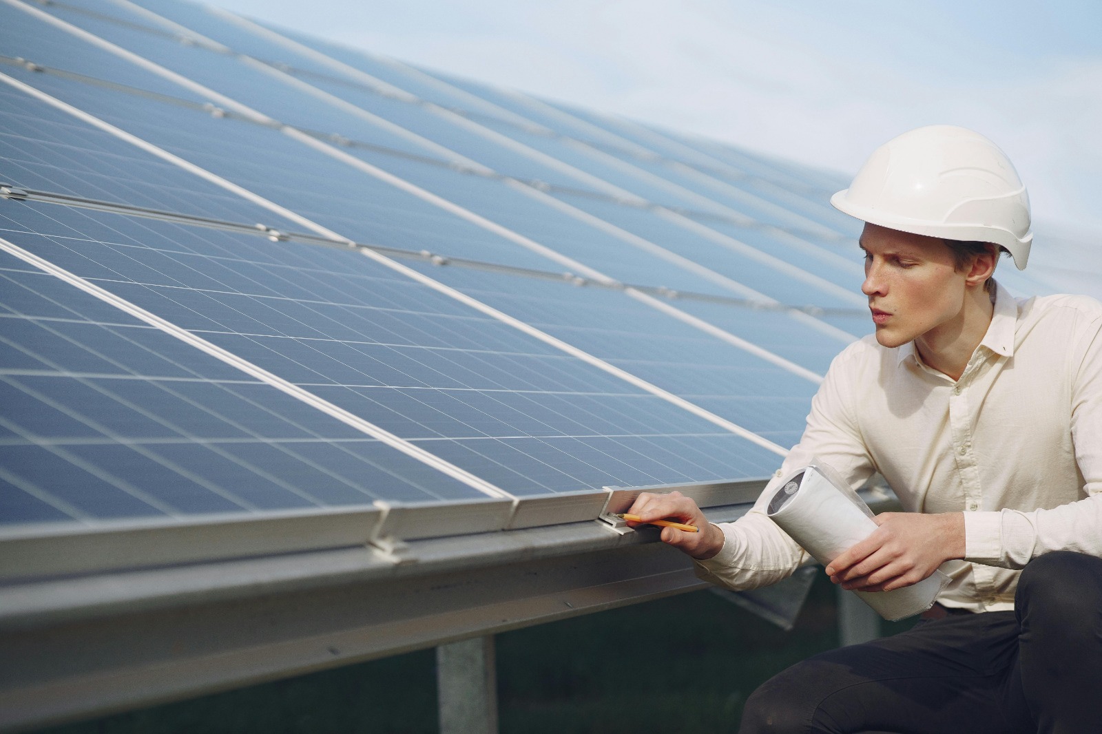 Solar Panel Installation Derby: The Smart Green Investment