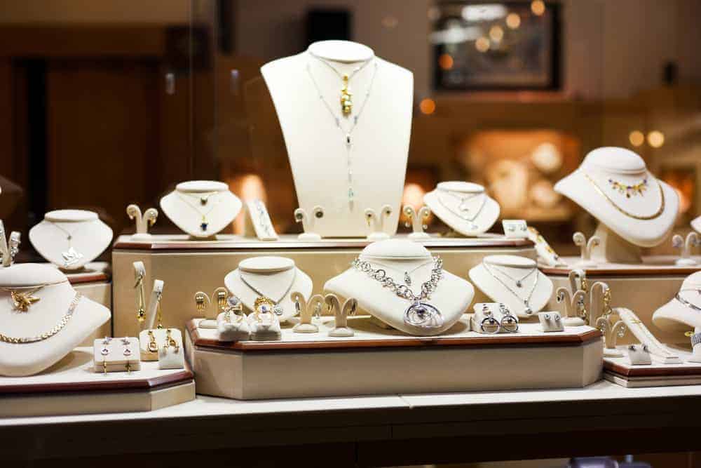 Explore Luxury Collections with London Diamond Jewellers Online